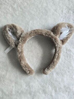 faux fur bunny / cat ears headband with white feathers